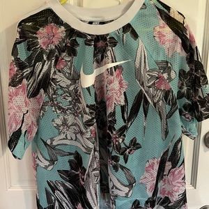 Like new XL Nike jersey